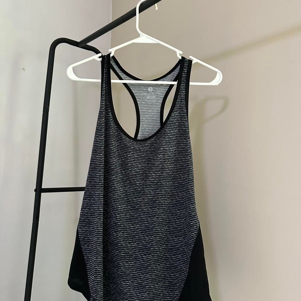 Lululemon Women's Black and Grey Vest